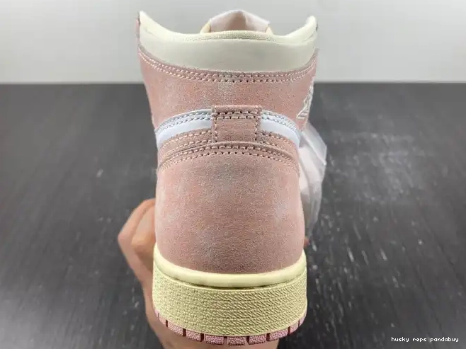 Rep Husky Jordan (Women's) Washed OG Retro Pink 1 FD2596-600 High Air 0419